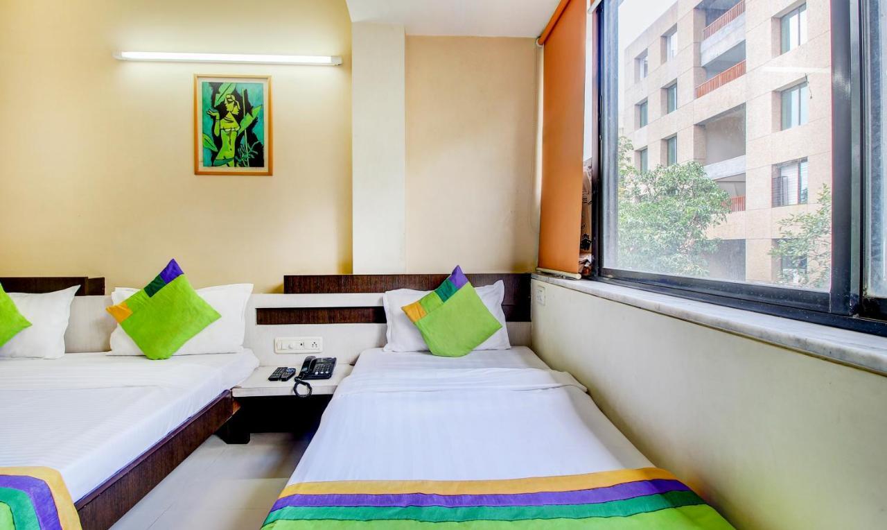 Treebo Trip Samrat Nashik Dış mekan fotoğraf