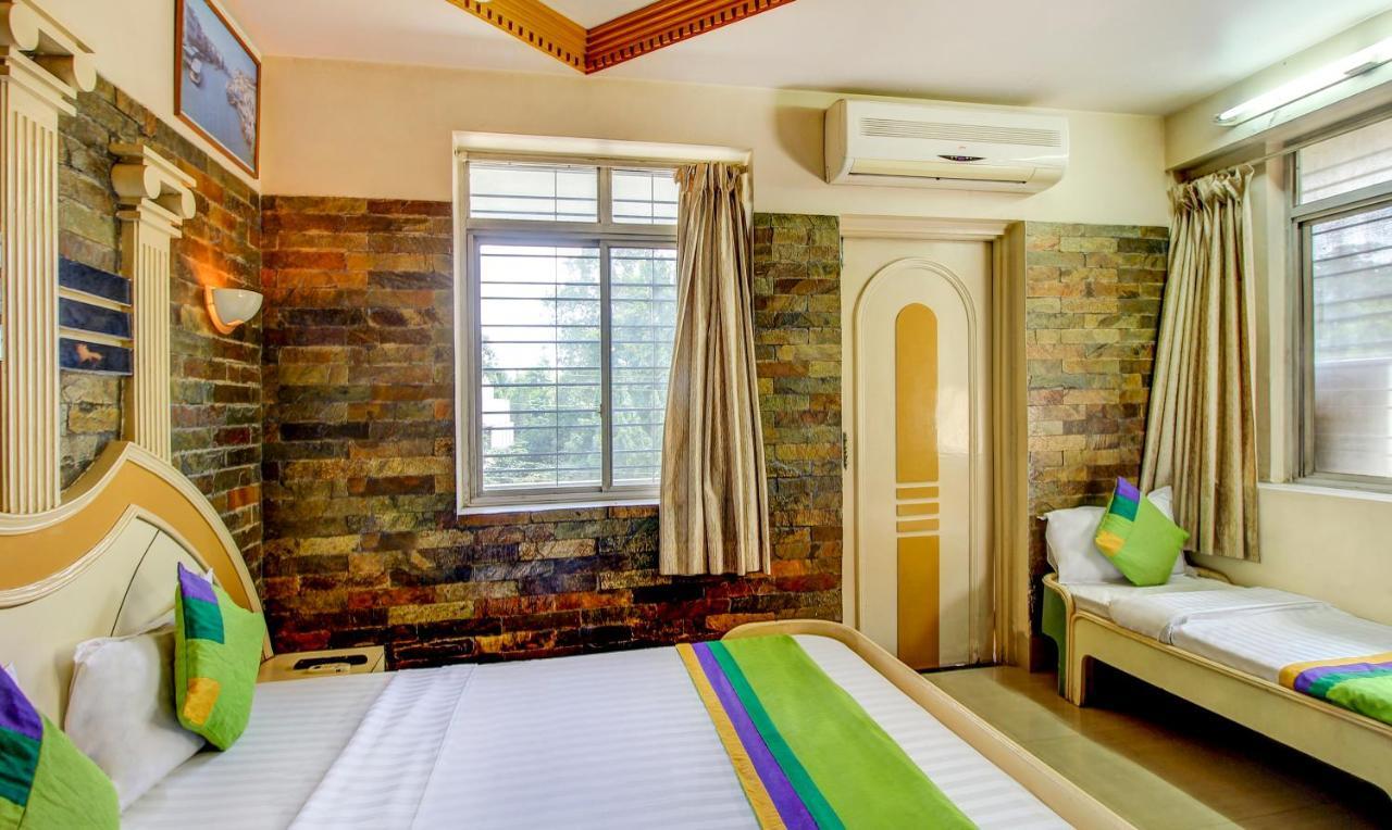 Treebo Trip Samrat Nashik Dış mekan fotoğraf